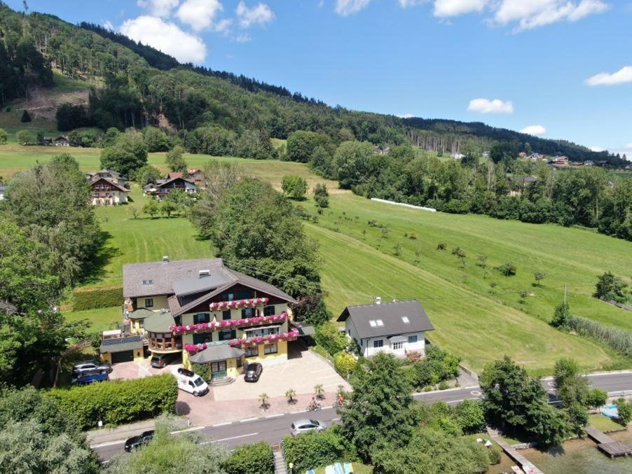 Seepension Neubacher Kg Nussdorf am Attersee Exteriör bild